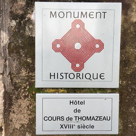 Cours De Thomazeau Bed & Breakfast Castillonnes Bagian luar foto