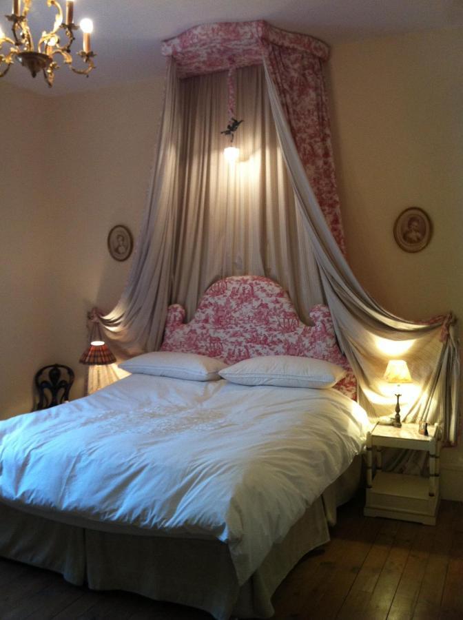 Cours De Thomazeau Bed & Breakfast Castillonnes Bagian luar foto
