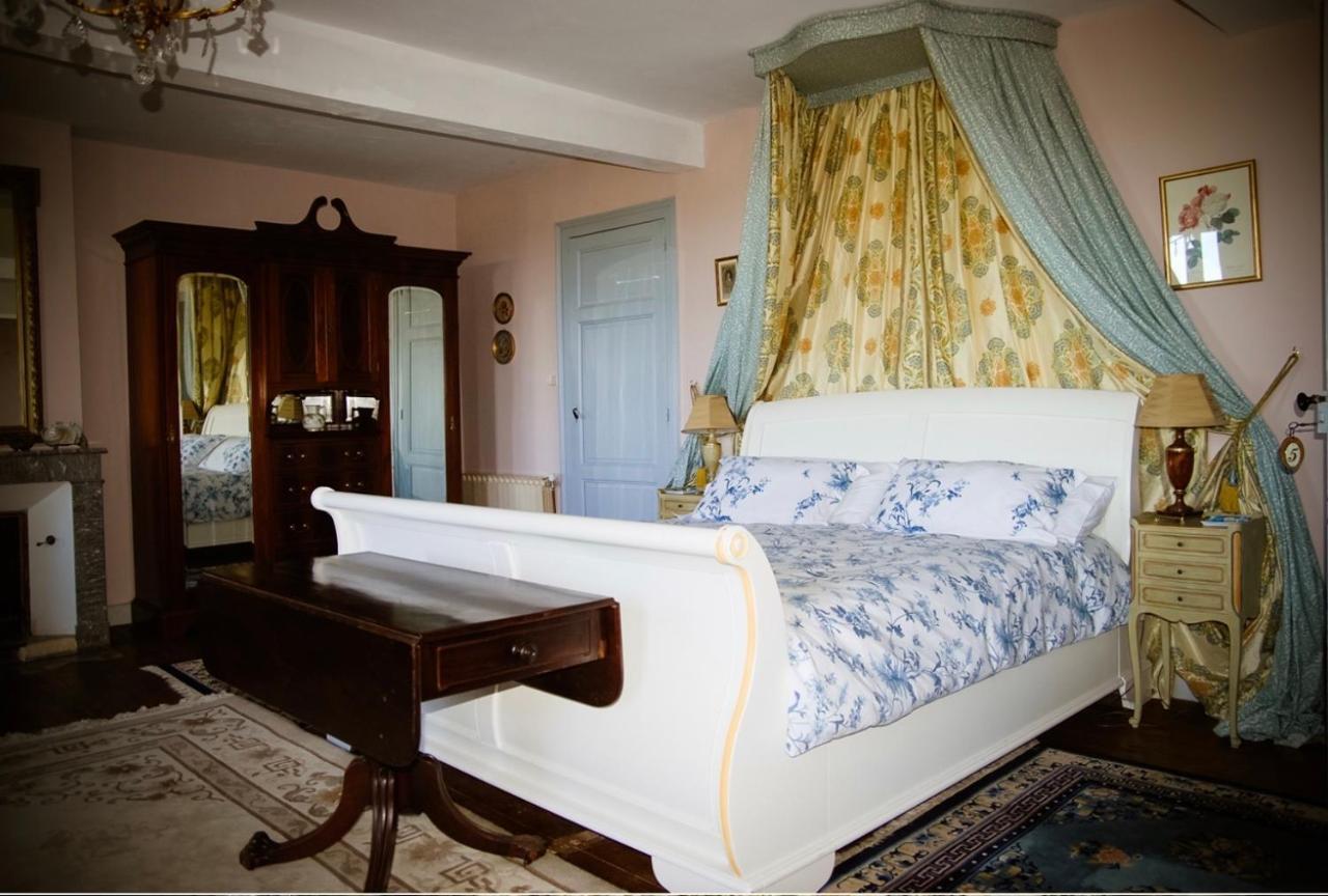 Cours De Thomazeau Bed & Breakfast Castillonnes Bagian luar foto