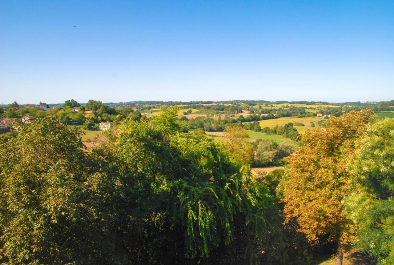 Cours De Thomazeau Bed & Breakfast Castillonnes Bagian luar foto